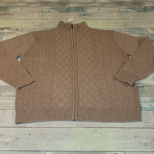 VOBOOM Men's Sweater sz Large NWT